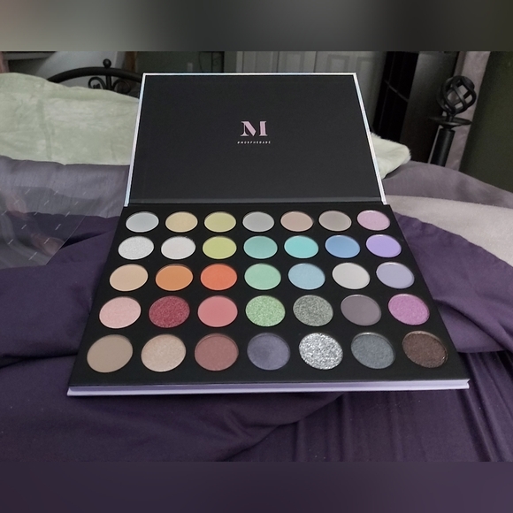 Morphe/IcyFantasy35I - Picture 10 of 13